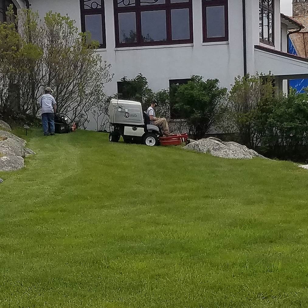 Lawn moving service braintree scituate cohasset hingham weymouth quincy milton  | landscaping boston braintree weymouth hingham ma